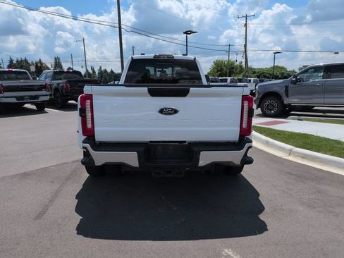 Used 2024 Ford F350 XL w/ 360-Degree Camera Package AWD/4WD image 4