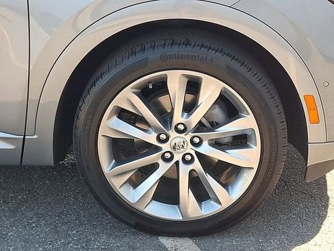 Used 2023 Buick Envision Avenir AWD/4WD image 28