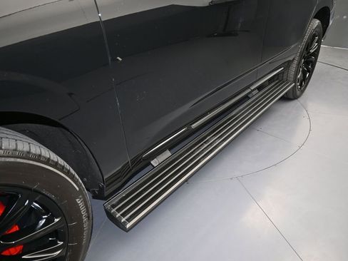 Used 2021 Cadillac Escalade Sport Platinum w/ LPO, ONYX Package image 46