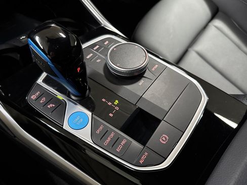 Used 2023 BMW i4 eDrive40 w/ Premium Package RWD image 17