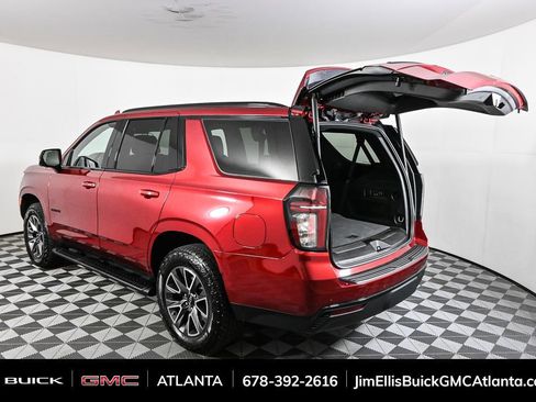 Certified 2024 Chevrolet Tahoe Z71 w/ Luxury Package image 36