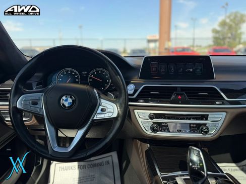 Used 2016 BMW 750i xDrive AWD/4WD image 27