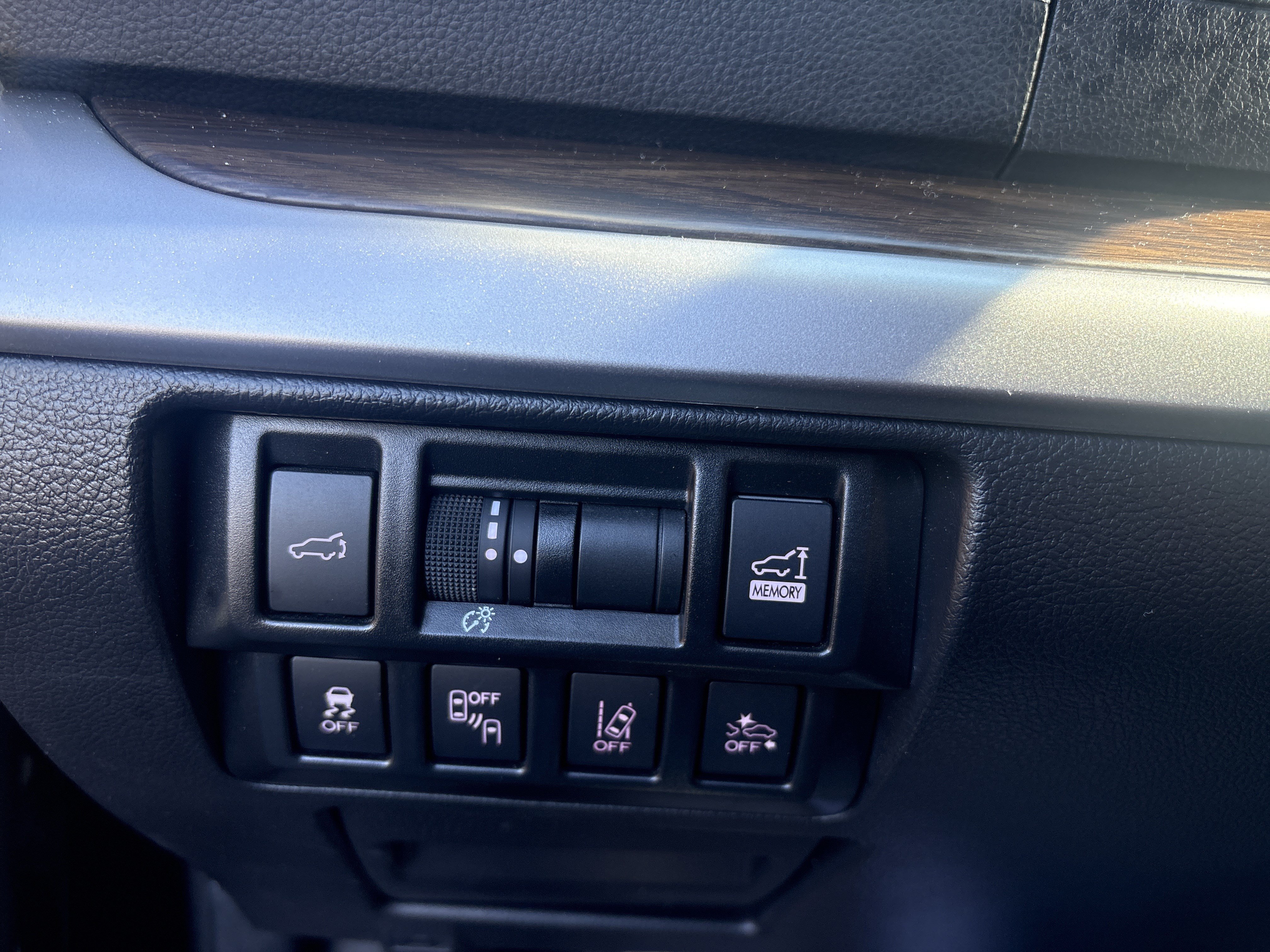 Used 2019 Subaru Outback 3.6R Touring AWD/4WD image 17