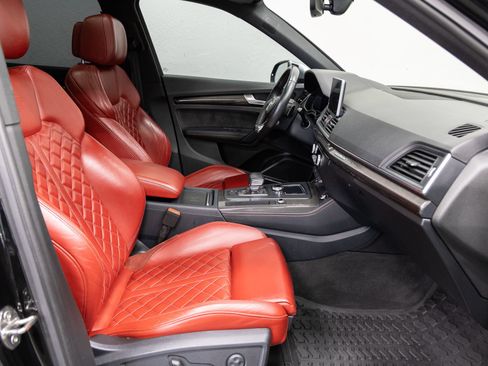 Used 2019 Audi SQ5 Premium Plus w/ Premium Plus Package AWD/4WD image 14