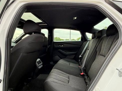 Used 2025 Honda Accord Sport image 10