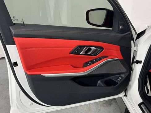 Used 2025 BMW M3 Competition w/ M Driver's Package image 9