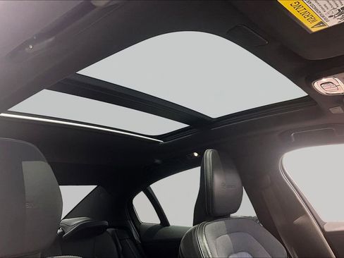 Used 2019 Volvo S60 T6 R-Design AWD/4WD image 27