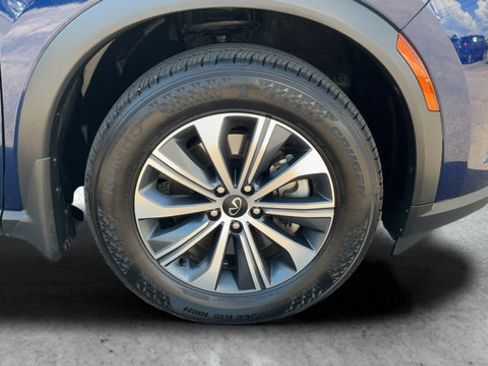 Used 2025 INFINITI QX60 Pure FWD image 26