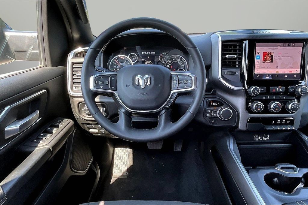 Used 2025 RAM 1500 Big Horn AWD/4WD image 9
