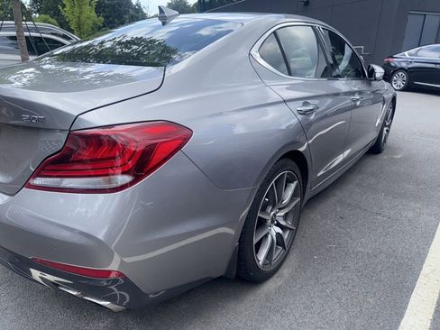 Used 2021 Genesis G70 2.0T w/ Prestige Package RWD image 5