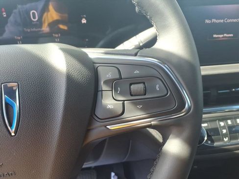 Used 2025 Buick Envista Preferred w/ Convenience I Package image 13