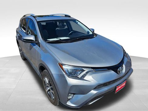Used 2016 Toyota RAV4 XLE image 2
