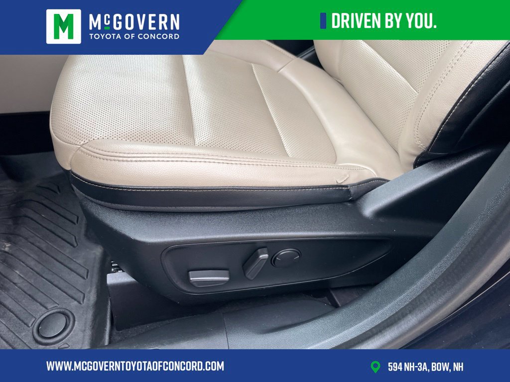 Used 2021 Ford Escape SEL FWD image 12