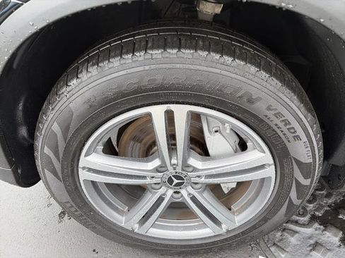 Used 2022 Mercedes-Benz GLC 300 4MATIC image 10