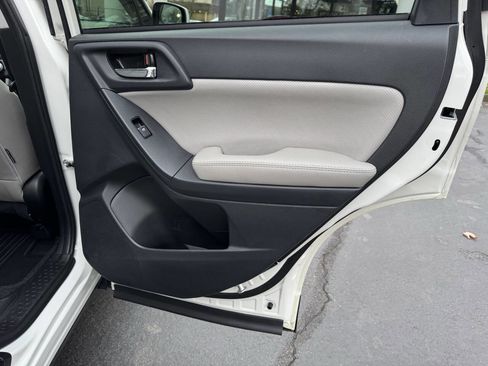 Used 2018 Subaru Forester 2.5i Limited w/ Popular Package #2 image 27