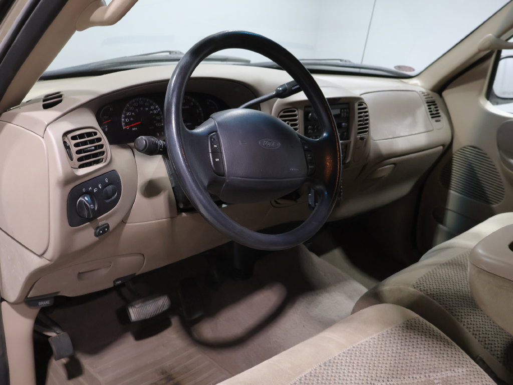 Used 2001 Ford F150 Lariat AWD/4WD image 21
