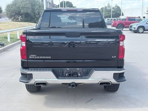Used 2024 Chevrolet Silverado 1500 LT w/ Z71 Off-Road Package AWD/4WD image 5