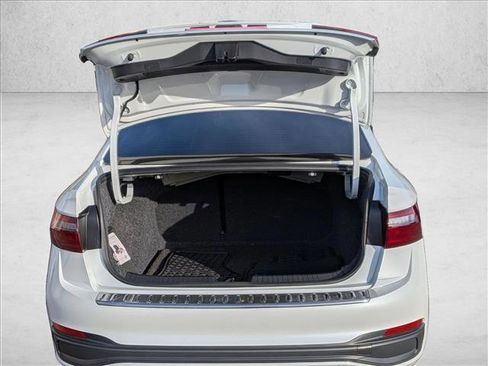 Used 2023 Volkswagen Jetta SE w/ Panoramic Sunroof Package FWD image 6