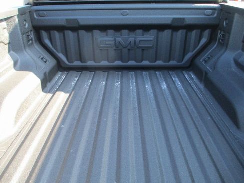 New 2026 GMC Canyon AT4X AWD/4WD image 6