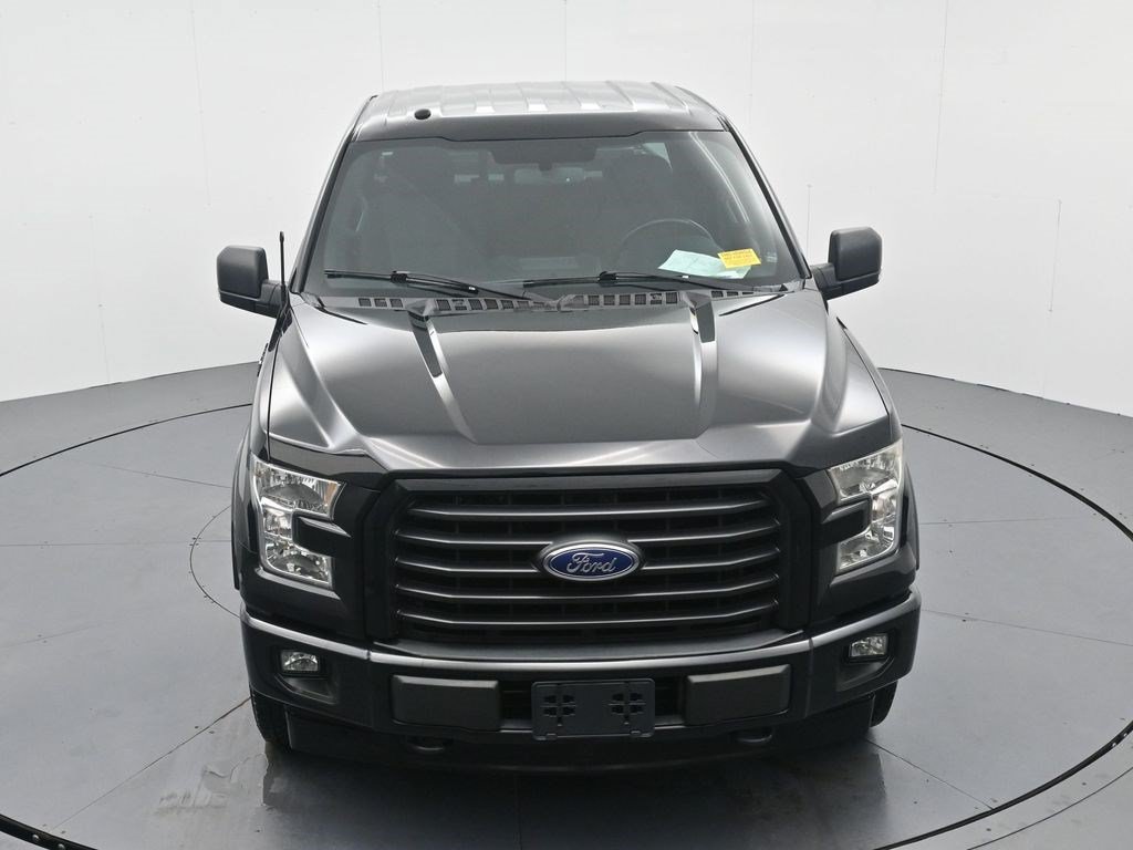 Used 2017 Ford F150 XLT w/ Equipment Group 302A Luxury AWD/4WD image 21