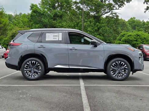 New 2026 Nissan Rogue Platinum AWD/4WD image 4