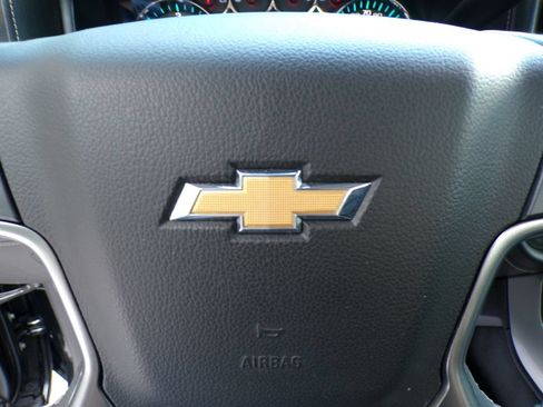 Used 2017 Chevrolet Silverado 1500 LTZ Z71 w/ LTZ Plus Package AWD/4WD image 30