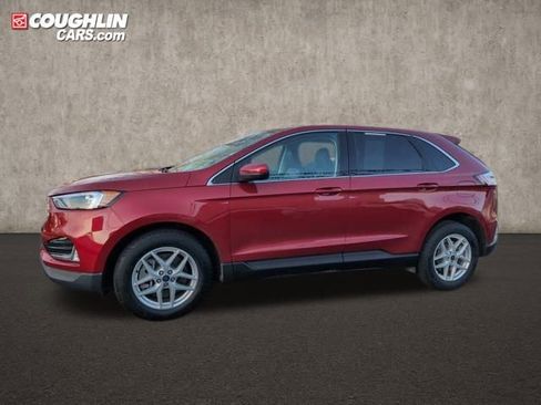 Used 2022 Ford Edge SEL w/ Convenience Package image 4