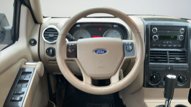 Used 2008 Ford Explorer Sport Trac XLT RWD image 10