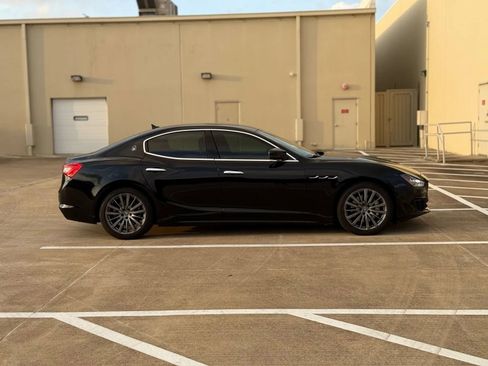 Used 2020 Maserati Ghibli RWD image 10