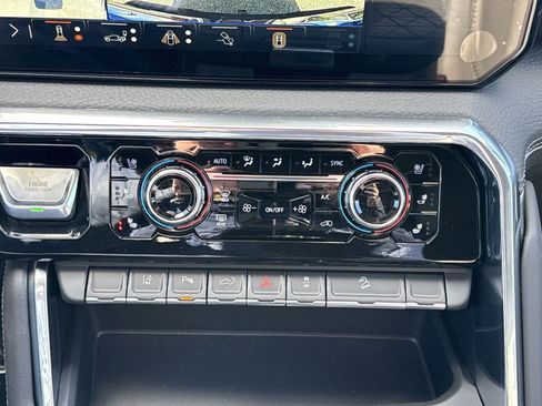 New 2026 GMC Sierra 2500 Denali w/ Denali Reserve Package image 18