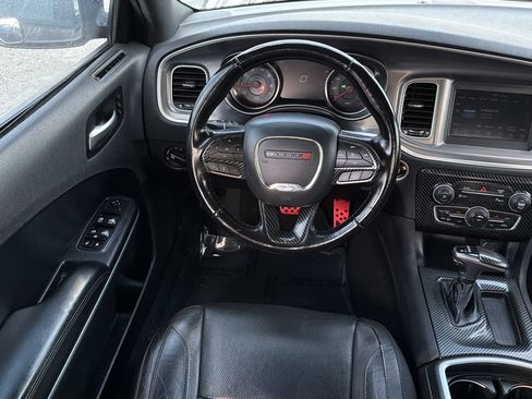 Used 2021 Dodge Charger SXT w/ Leather Interior Group RWD image 14