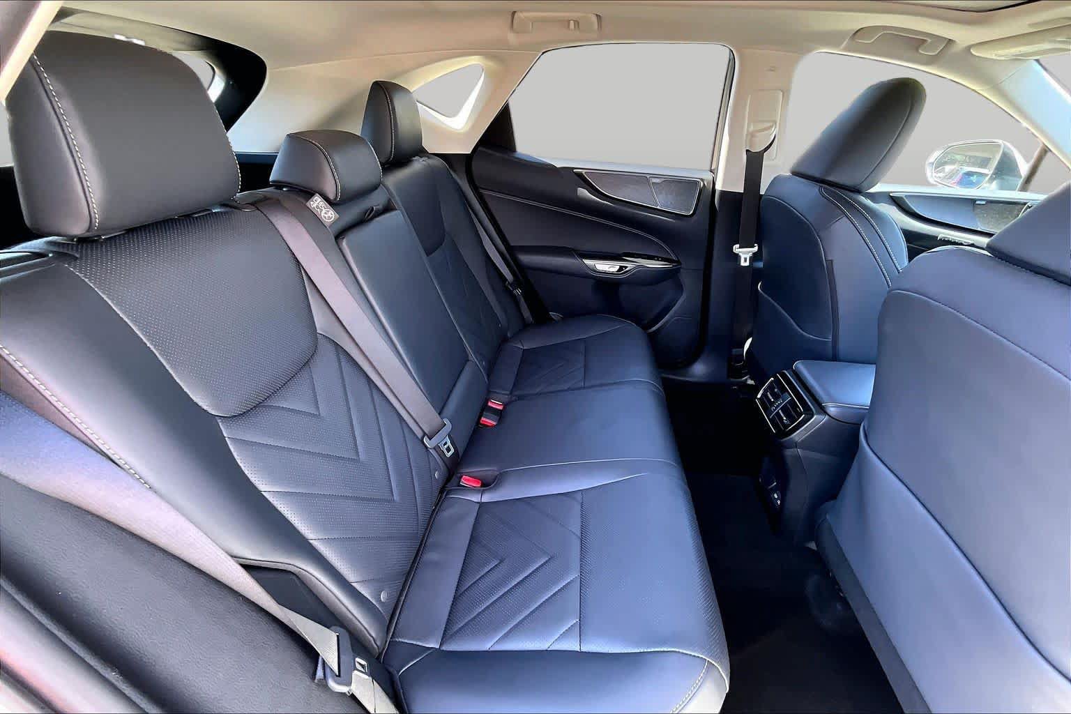 Certified 2026 Lexus NX 350 AWD w/ Accessory Package (2T) image 19