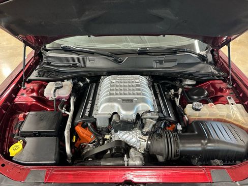 Used 2018 Dodge Challenger SRT Hellcat image 44