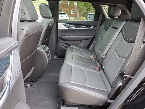 Certified 2025 Cadillac XT5 Premium Luxury image 23