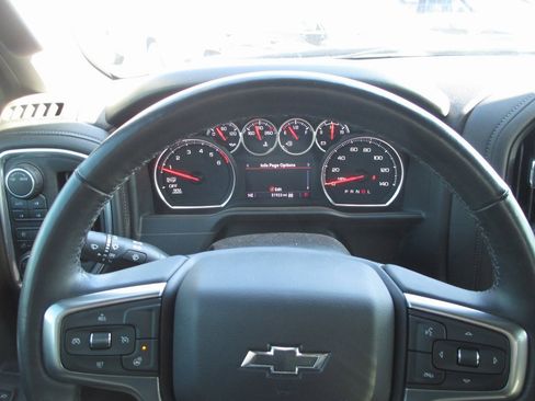 Used 2022 Chevrolet Silverado 1500 RST image 25