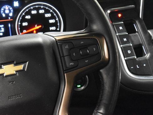 Used 2021 Chevrolet Suburban High Country w/ Premium Package AWD/4WD image 12