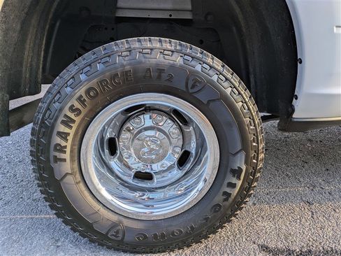 Used 2023 RAM 3500 Tradesman image 13