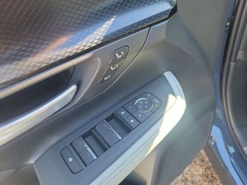 New 2026 Toyota Grand Highlander AWD Hybrid image 17