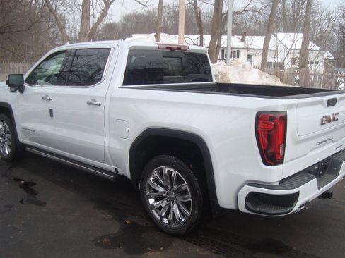 New 2026 GMC Sierra 1500 Denali w/ Denali Reserve Package image 6