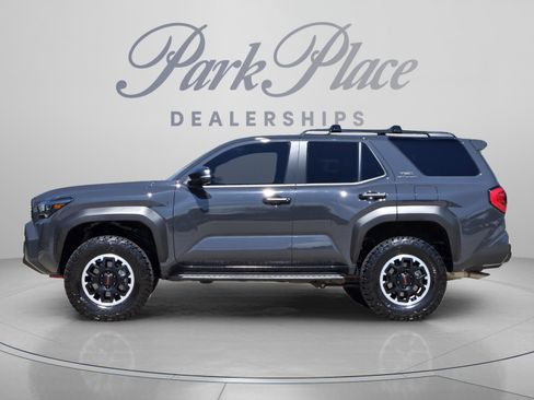 Used 2026 Toyota 4Runner TRD Off-Road AWD/4WD image 2