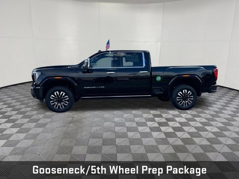 New 2026 GMC Sierra 2500 Denali Ultimate AWD/4WD image 3