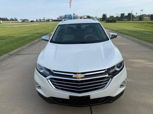 Used 2018 Chevrolet Equinox Premier FWD image 14