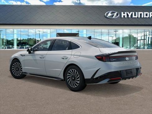 New 2026 Hyundai Sonata Limited image 5