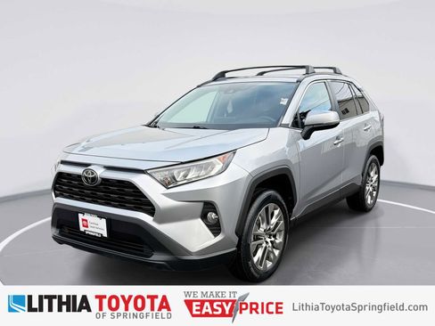 Certified 2019 Toyota RAV4 XLE Premium image 1