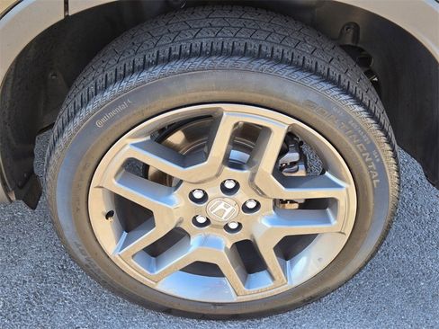 Used 2023 Honda Passport EX-L image 10