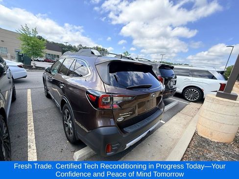 Used 2021 Subaru Outback Touring XT AWD/4WD image 3