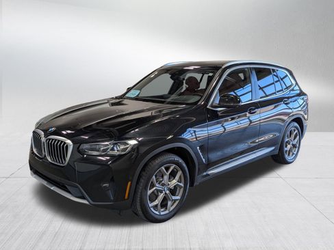 Used 2024 BMW X3 xDrive30i w/ Premium Package w/ZPA image 3