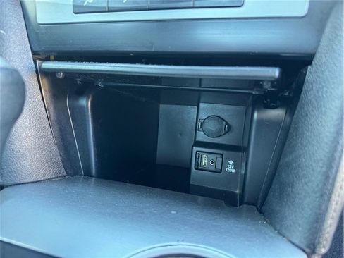 Used 2014 Toyota Camry SE FWD image 21