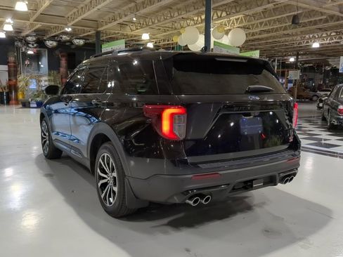 Used 2020 Ford Explorer ST image 7