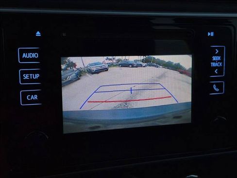 Used 2017 Toyota Corolla L FWD image 20